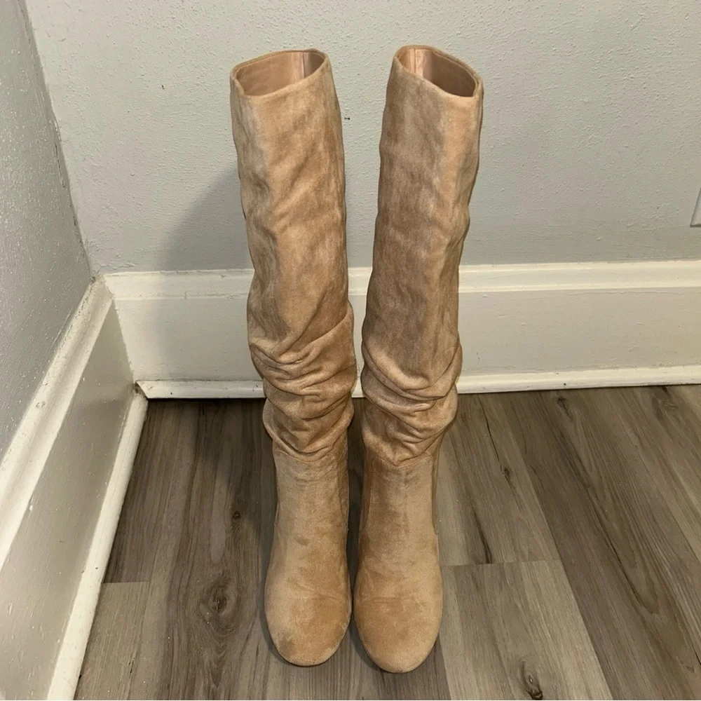 Elegant VTG SUEDE Tan Knee-High Women's Boots